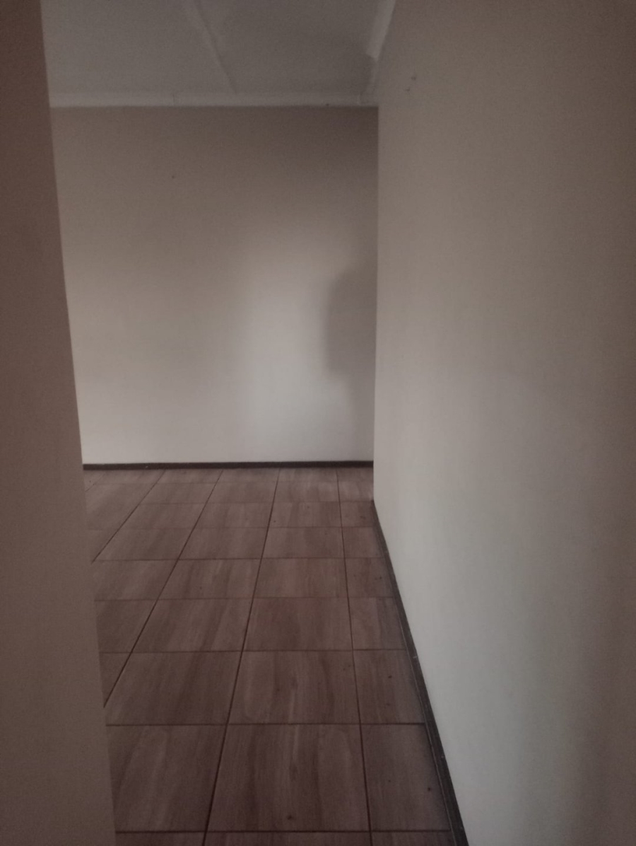 1 Bedroom Property for Sale in La Hoff North West